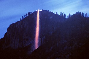 Yosemite fire fall - photo from the internet
